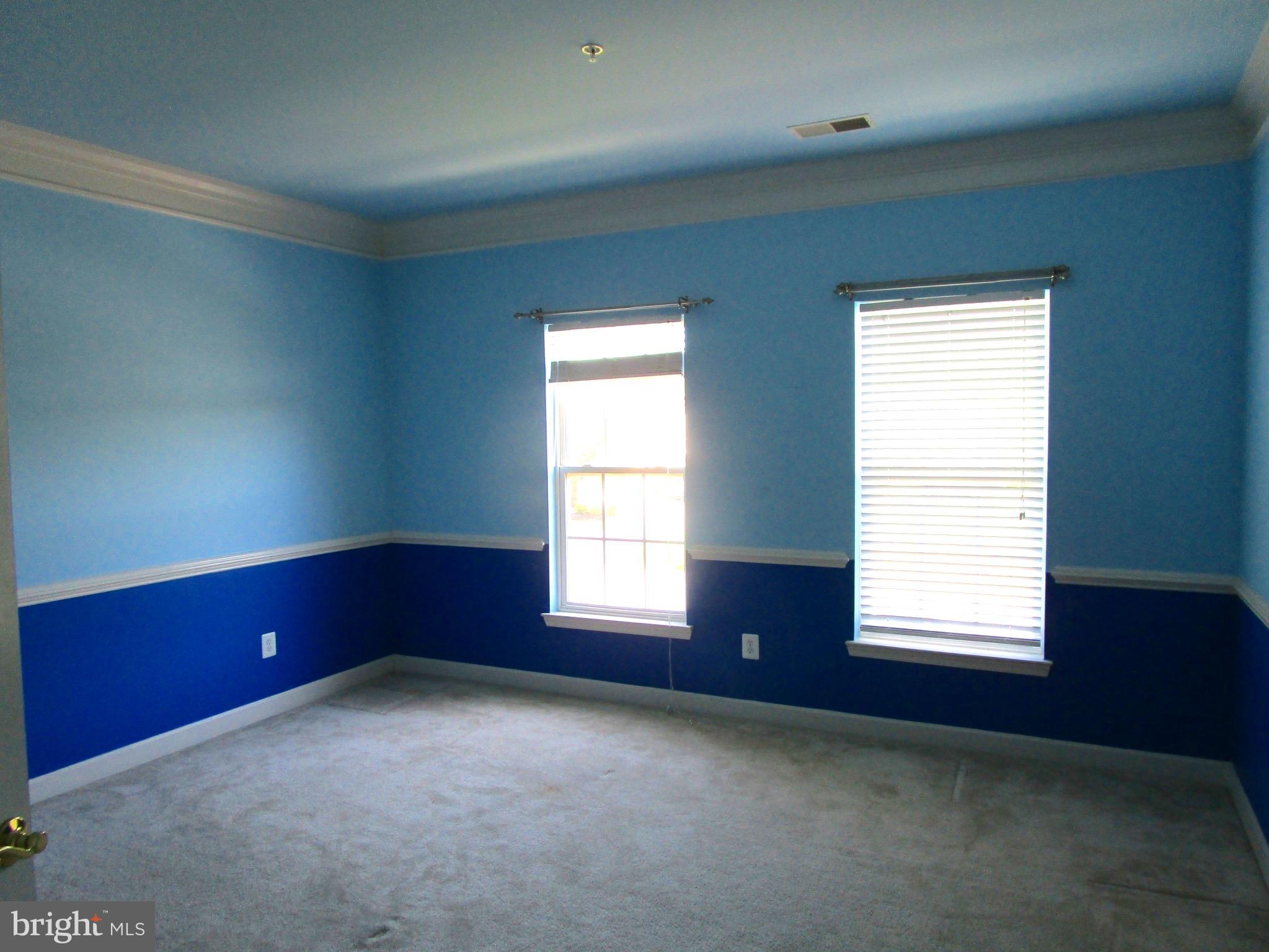 14204 Derby Ridge Road Bowie, MD 20721 - Photo 22 of 27 an empty room with windows