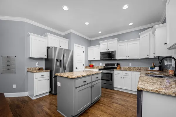 $725,000 | 2618 Cloverfields Court, Murfreesboro, TN 37130