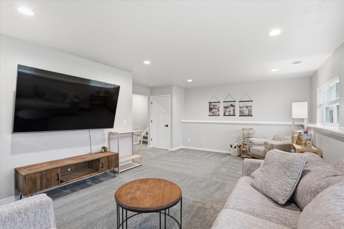 676 Porter Road Evansville, WI 53536 - Photo 35 of 50