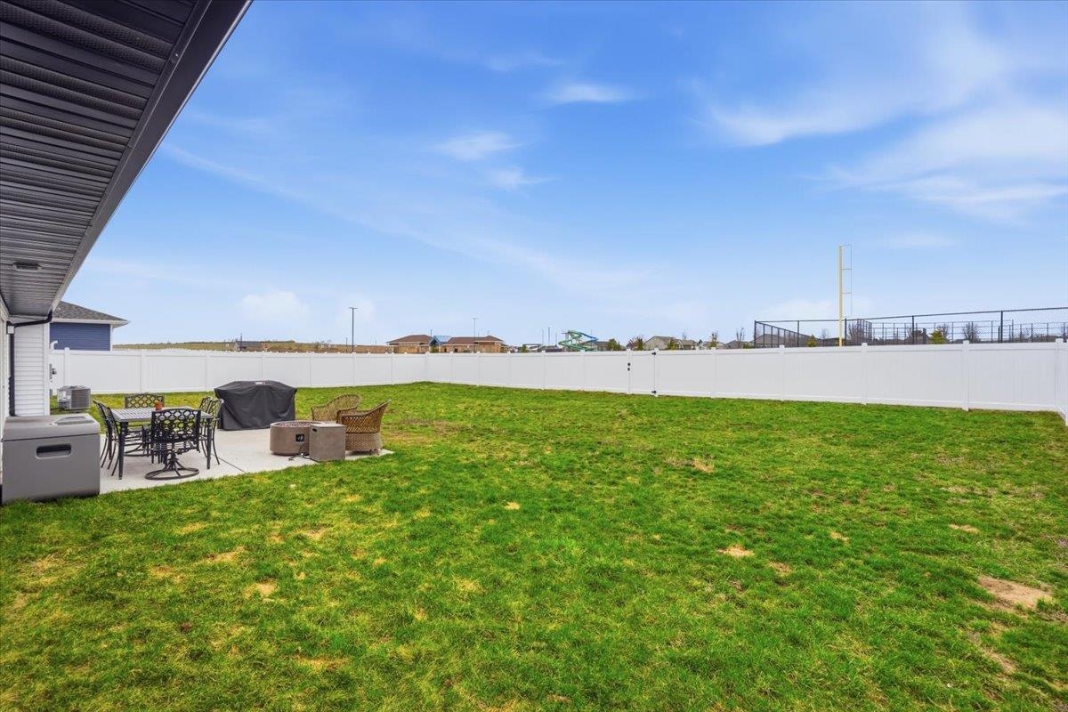 676 Porter Road Evansville, WI 53536 - Photo 46 of 50