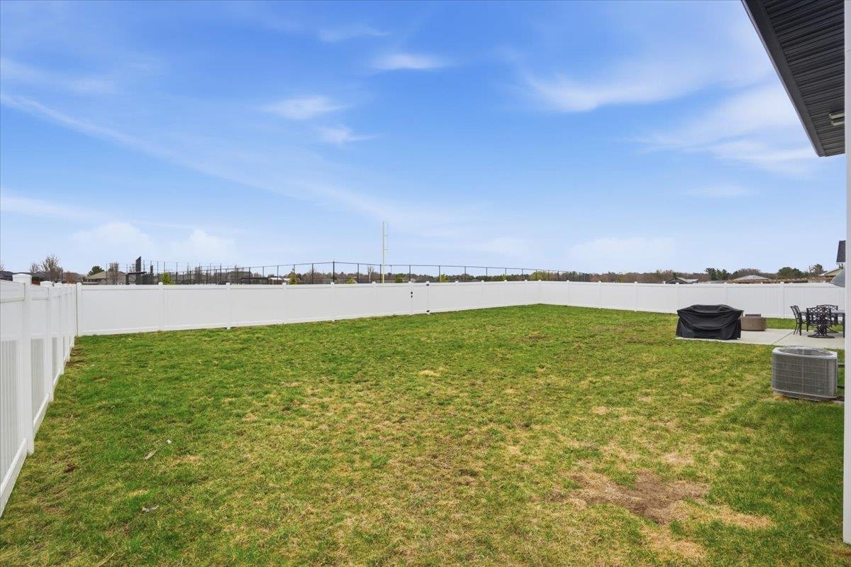 676 Porter Road Evansville, WI 53536 - Photo 47 of 50