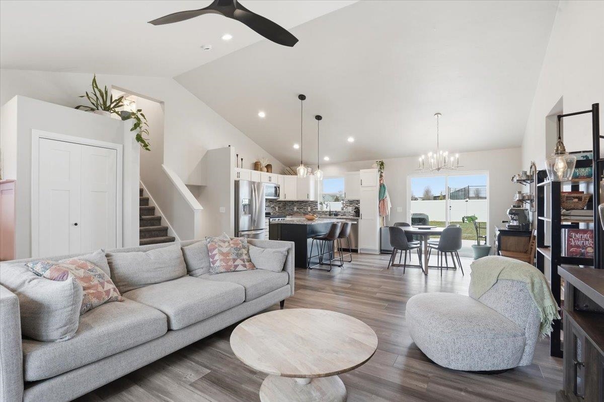 676 Porter Road Evansville, WI 53536 - Photo 10 of 50