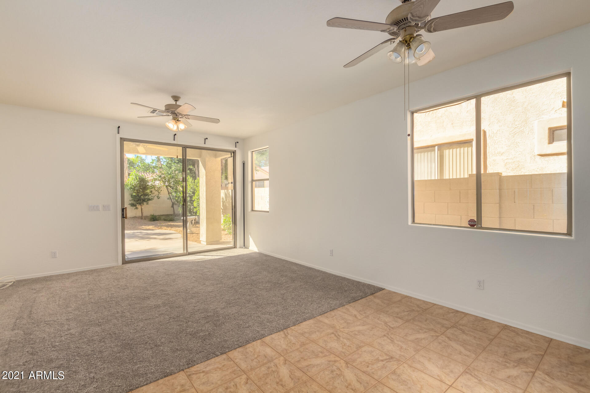 2715 East Carson Road Phoenix, AZ 85042 - Photo 7 of 26 0007-08 - Carson