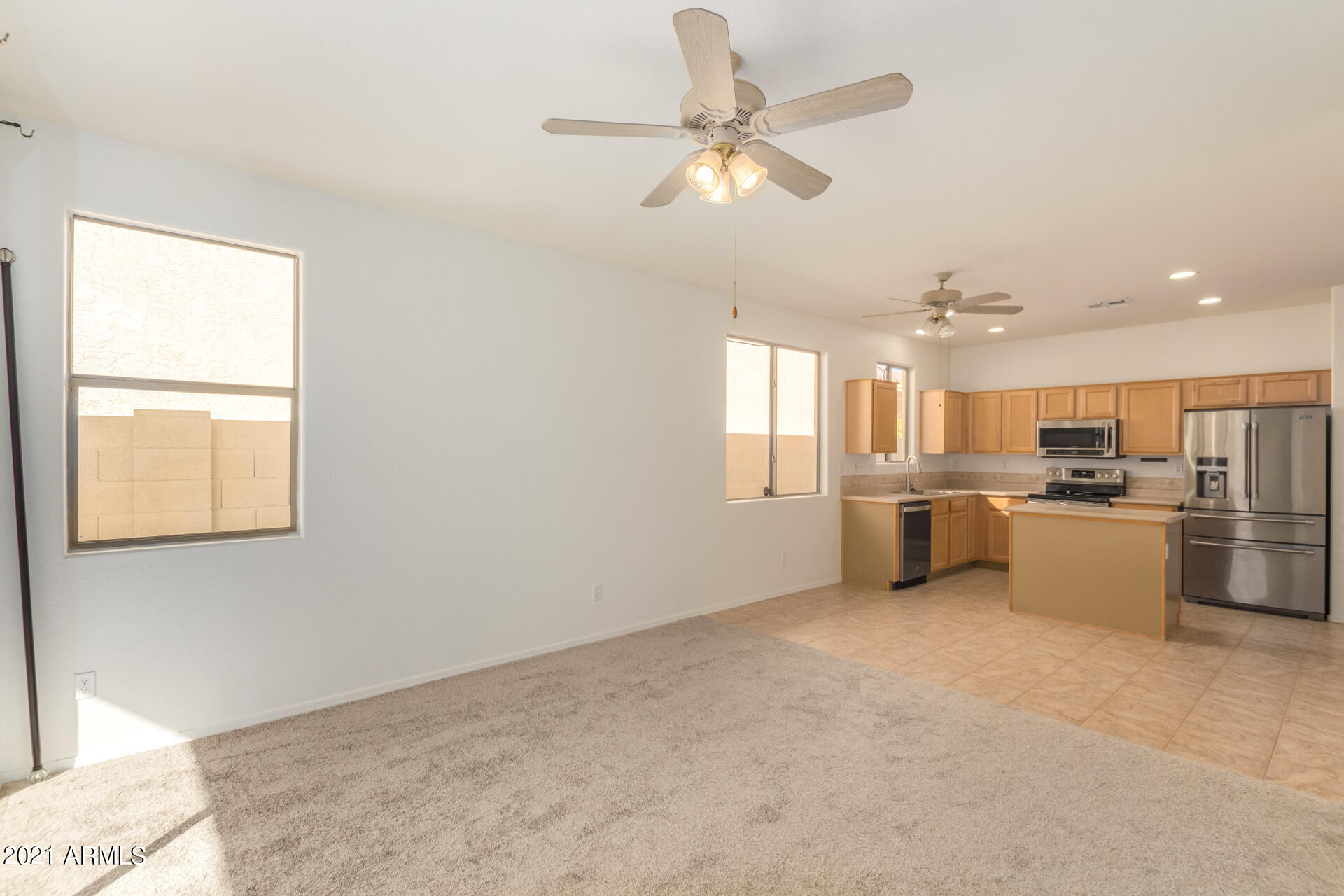 2715 East Carson Road Phoenix, AZ 85042 - Photo 10 of 26 0011-11 - Carson