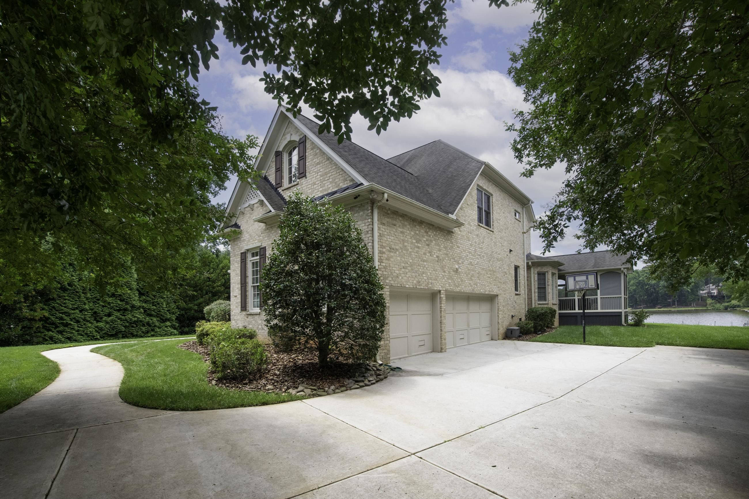 103 Duckhead Point Cary, NC 27518 - Photo 3 of 40 Photo 3