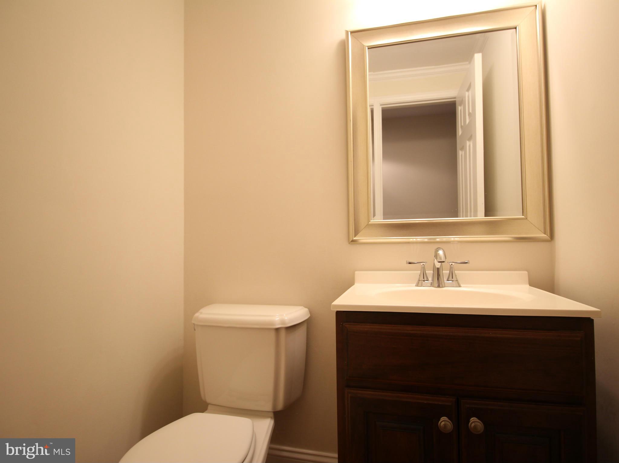 11688 Bennington Woods Road Reston, VA 20194 - Photo 15 of 20 Bath