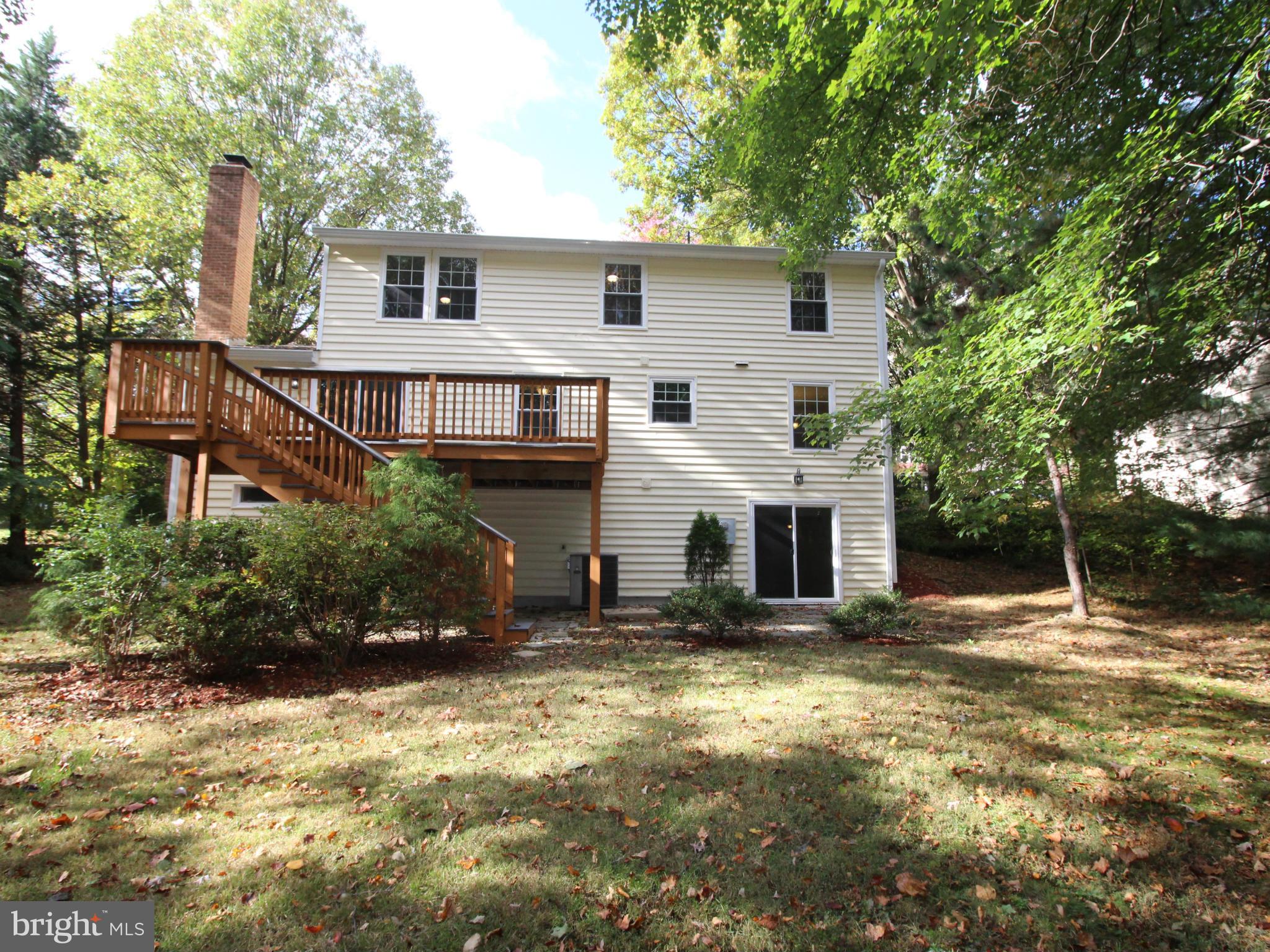11688 Bennington Woods Road Reston, VA 20194 - Photo 18 of 20 Exterior (Rear)