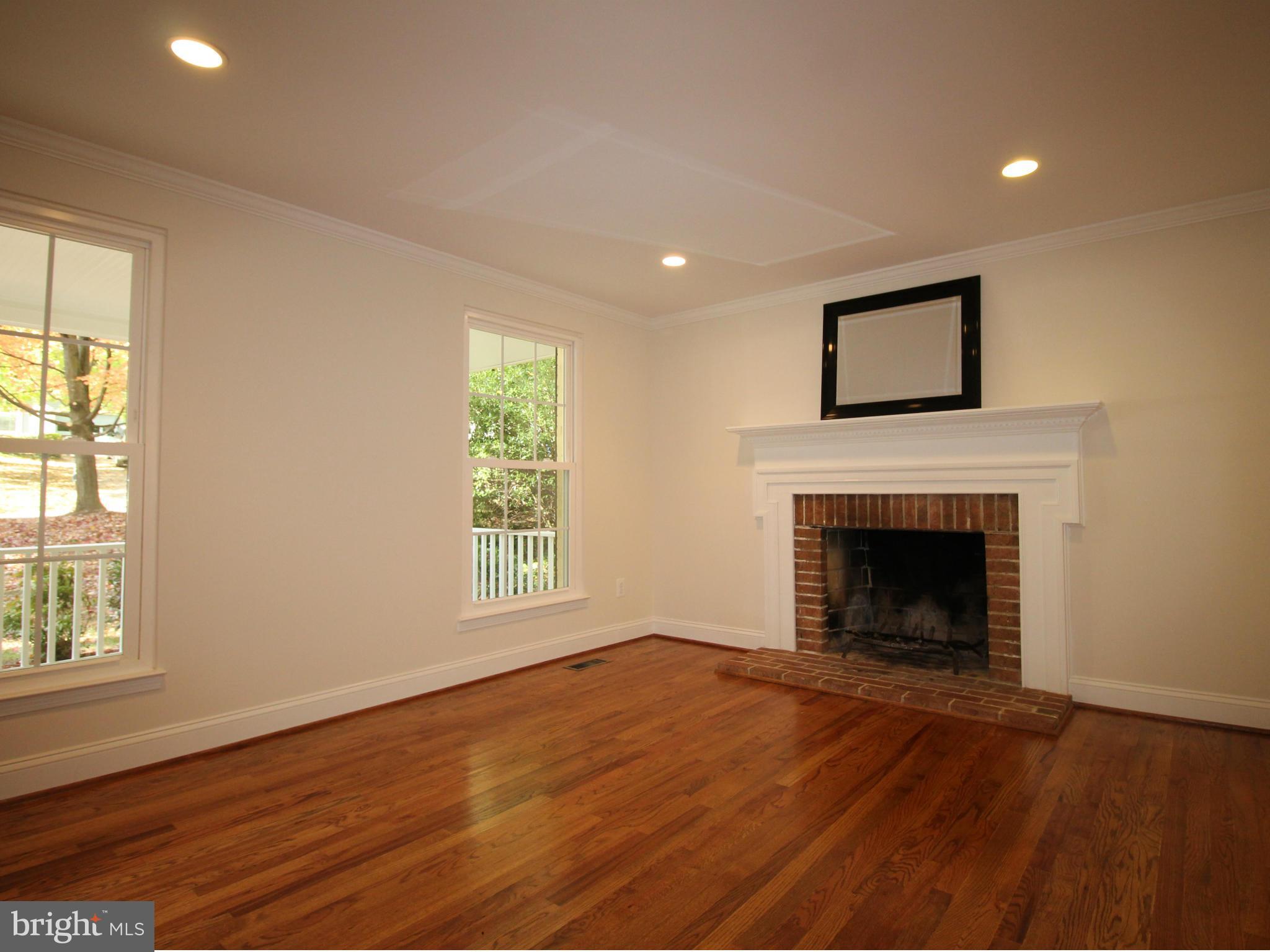 11688 Bennington Woods Road Reston, VA 20194 - Photo 6 of 20 Family Room