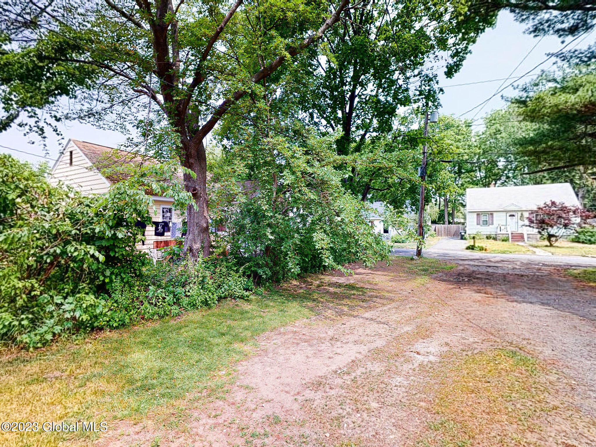 24 Pinehurst Road Colonie, NY 12205 - Photo 38 of 39 EXTERIORS-4