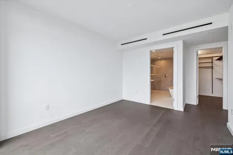 $675,000 | 320 Adolphus Avenue, Unit 612, Cliffside Park, NJ 07010