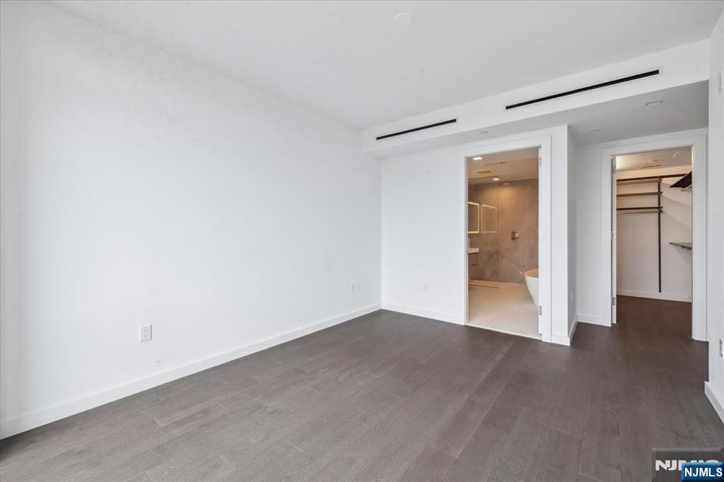 320 Adolphus Avenue, Unit 612 Cliffside Park, NJ 07010 - Photo 11 of 38