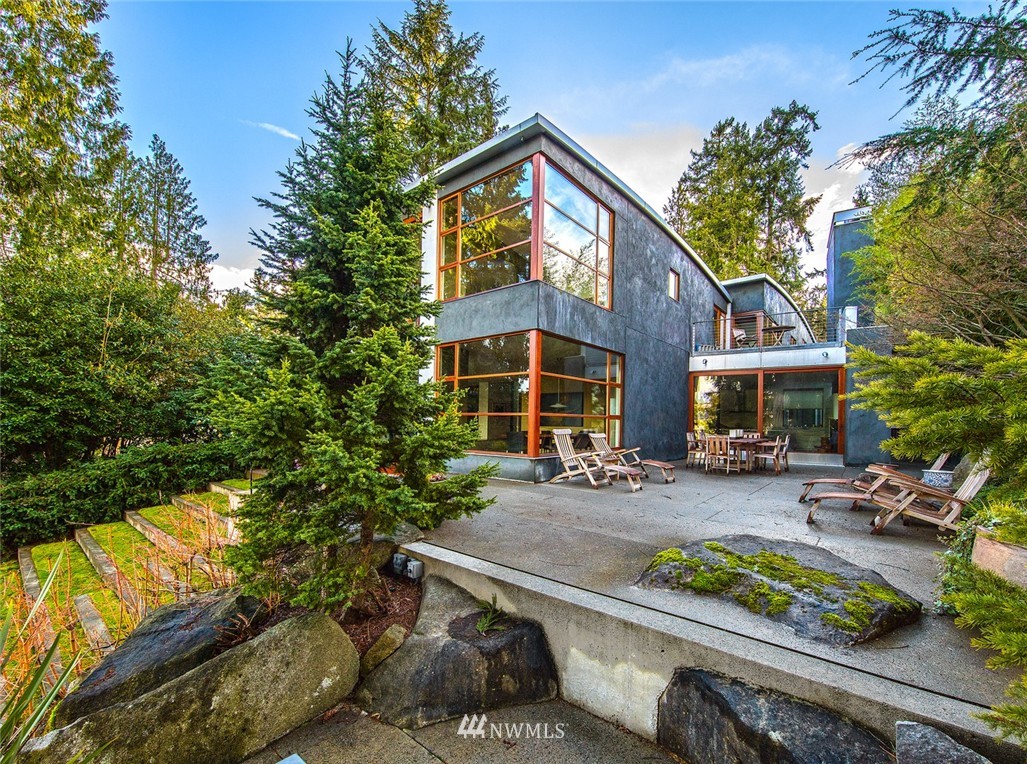 3602 Hunts Point Road Hunts Point, WA 98004 - Photo 23 of 25