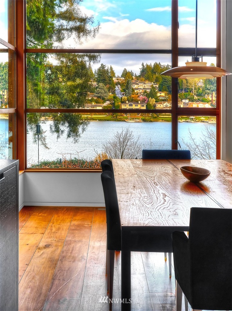 3602 Hunts Point Road Hunts Point, WA 98004 - Photo 9 of 25