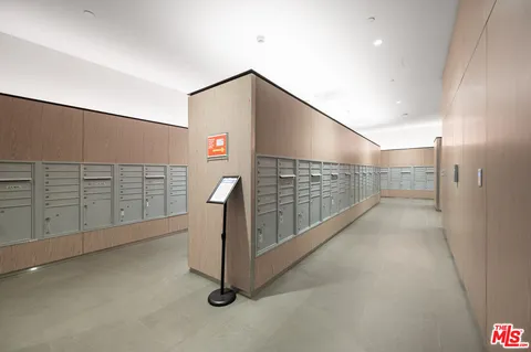 $539,990 | 877 Francisco Street, Unit 707, Los Angeles, CA 90017