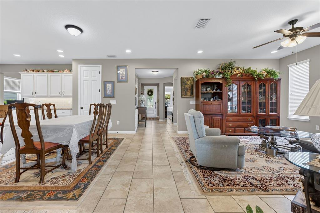 4686 Northwest 35th Ln Road Ocala, FL 34482 - Photo 4 of 67