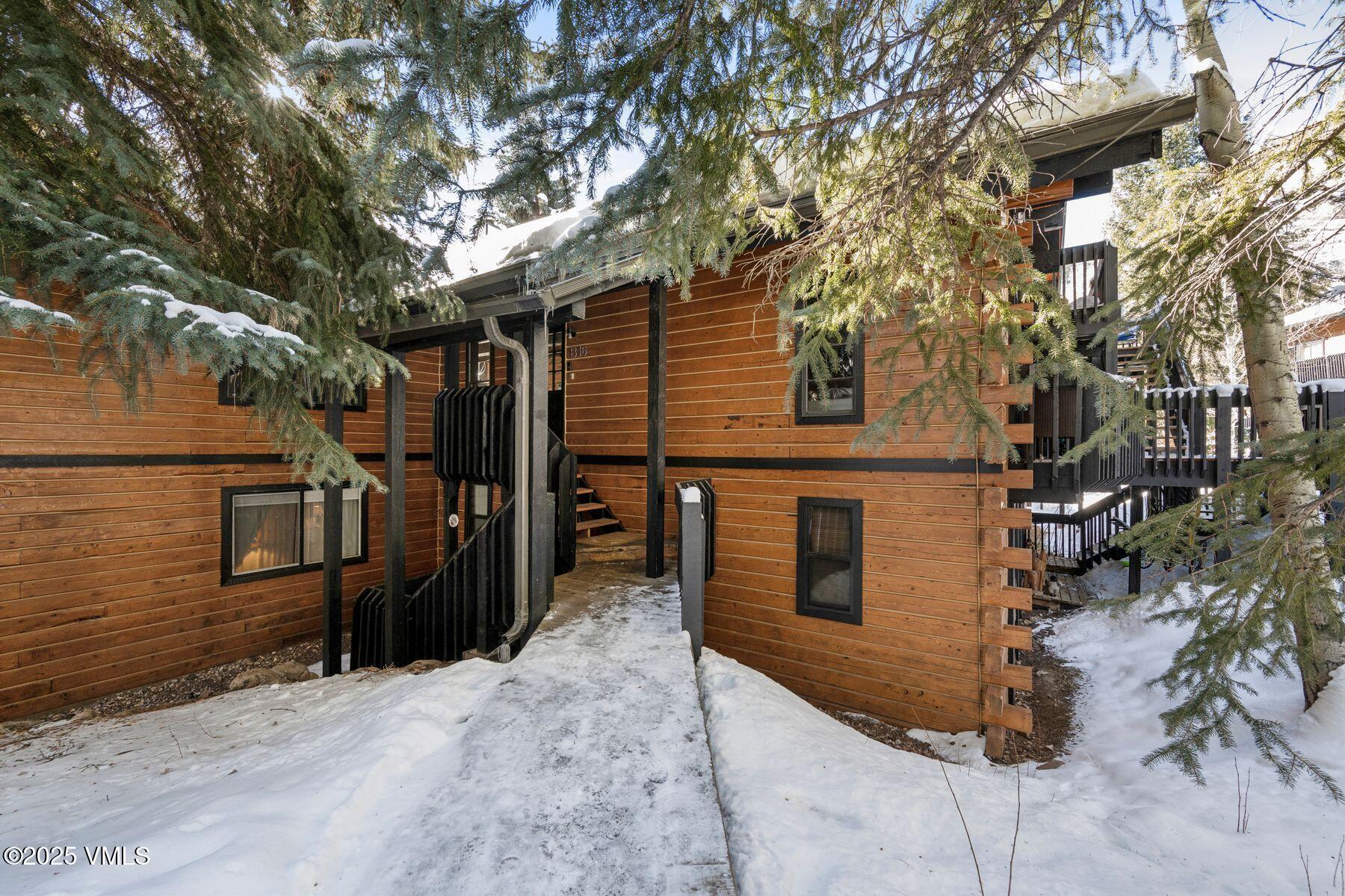 2958 South Frontage Road West, Unit B16 Vail, CO 81657 - Photo 24 of 33 photo_online_023