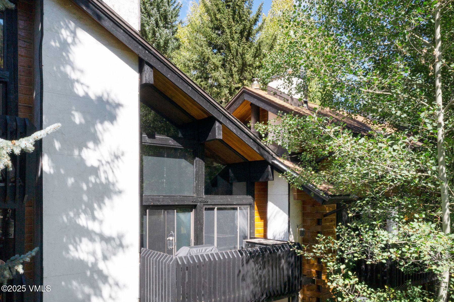 2958 South Frontage Road West, Unit B16 Vail, CO 81657 - Photo 32 of 33 photo_online_031