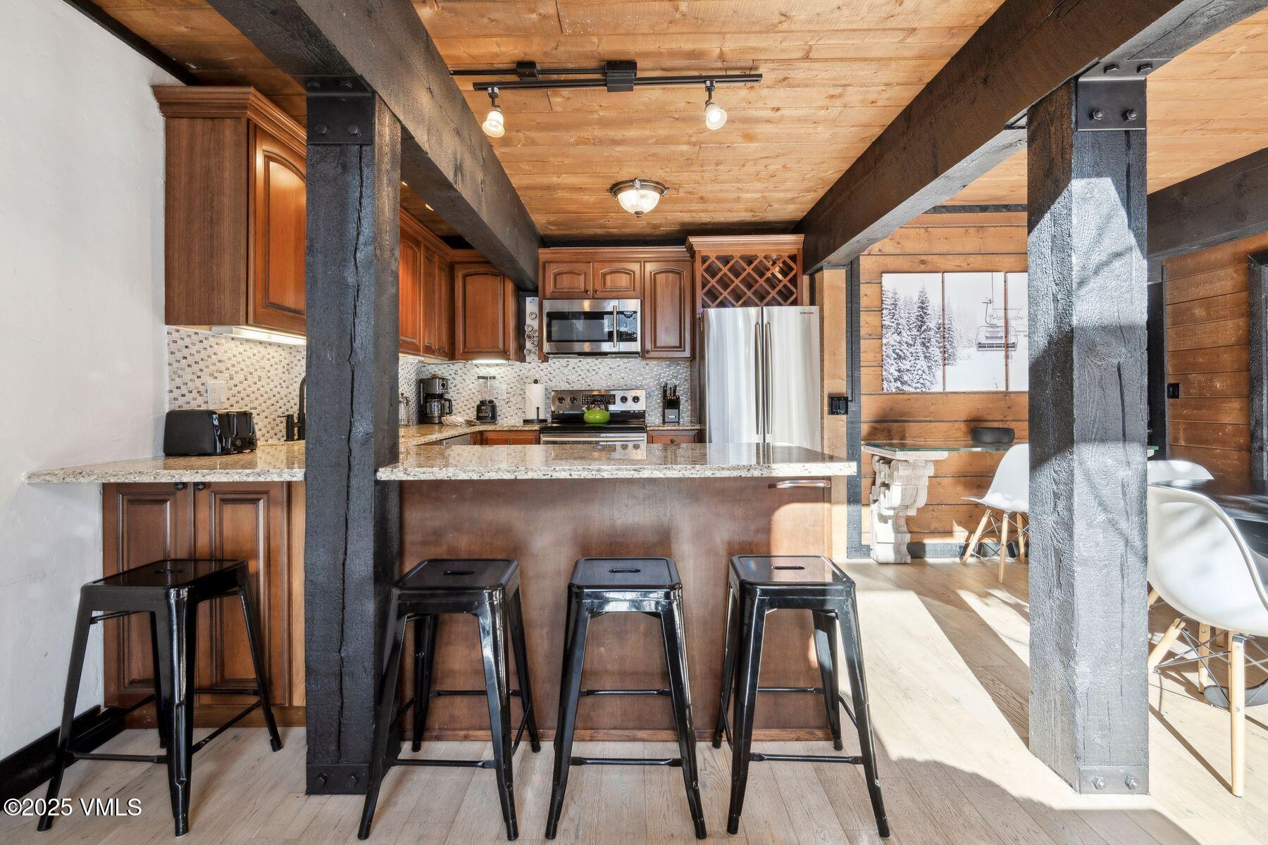 2958 South Frontage Road West, Unit B16 Vail, CO 81657 - Photo 6 of 33 photo_online_005