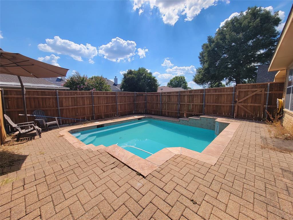 2104 Birch Bend Mesquite, TX 75181 - Photo 13 of 13 a view of a backyard