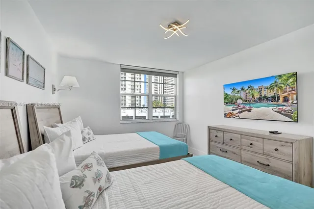 $4,200 | 19601 East Country Club Drive, Unit 7508, Aventura, FL 33180