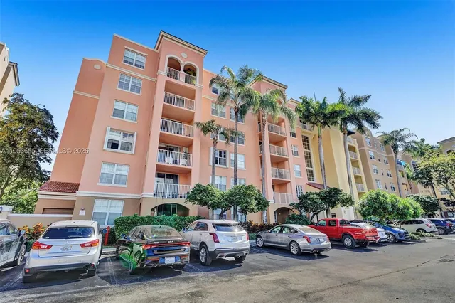 $4,200 | 19601 East Country Club Drive, Unit 7508, Aventura, FL 33180