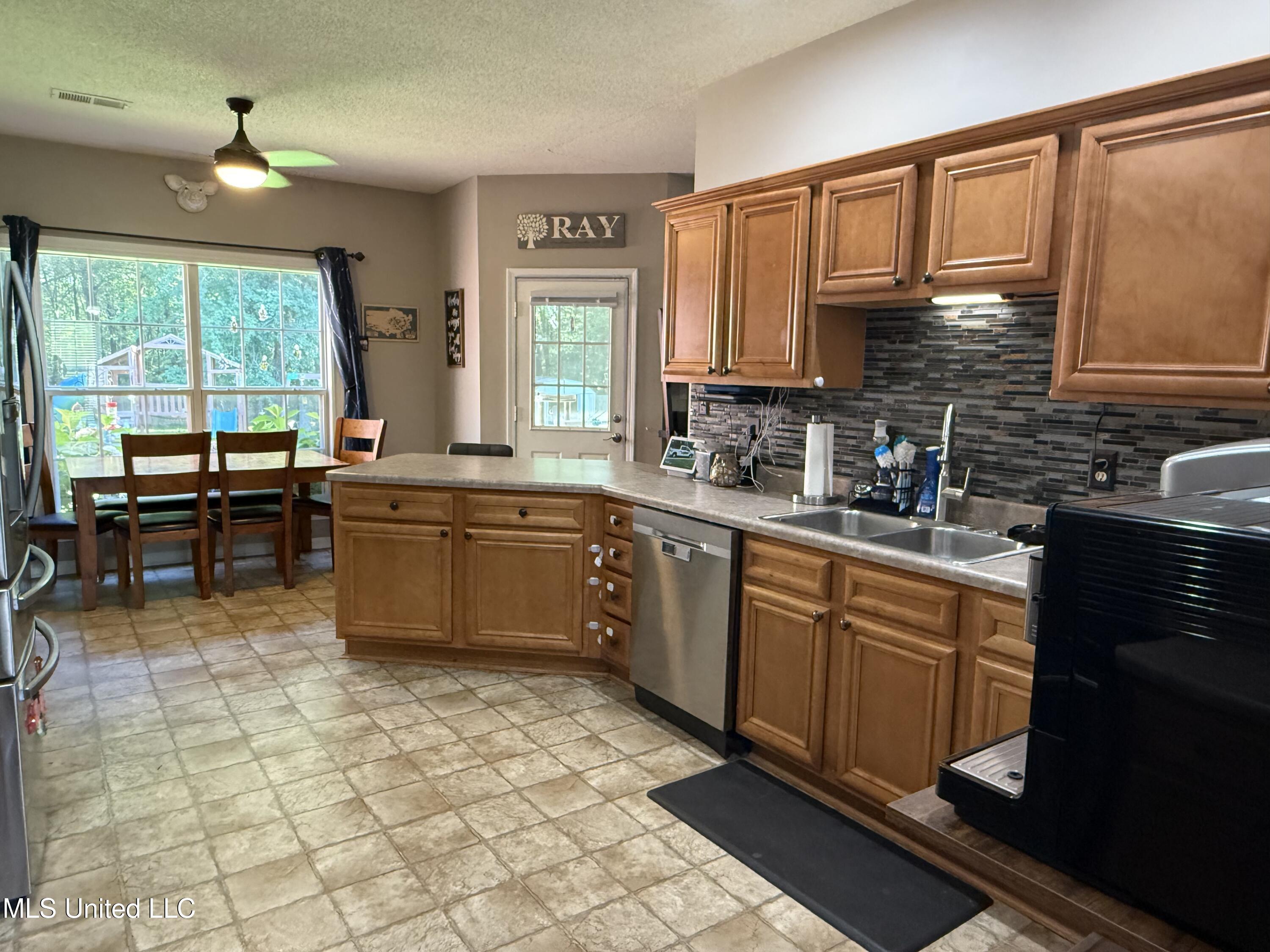 25 Dry Field Road Byhalia, MS 38611 - Photo 13 of 33 IMG_2739