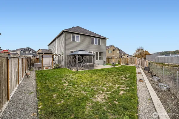 $645,000 | 812 Sigafoos Avenue Northwest, Orting, WA 98360