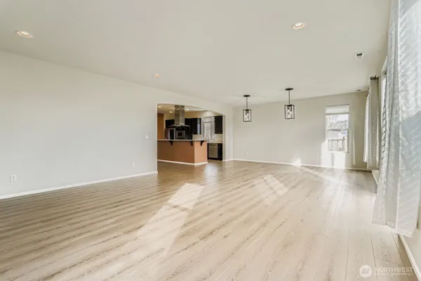 $645,000 | 812 Sigafoos Avenue Northwest, Orting, WA 98360