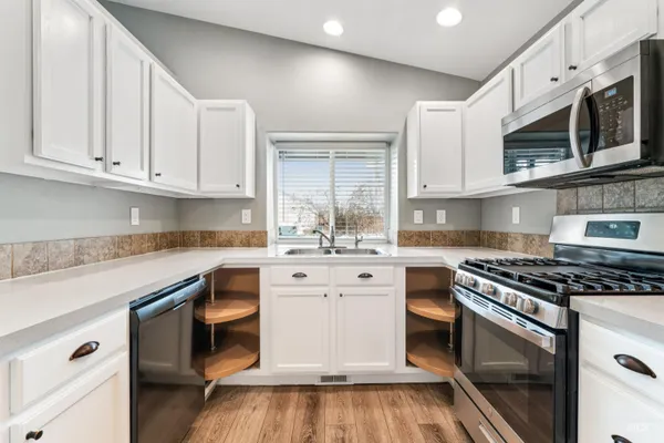 $429,900 | 1288 East Sothesby Street, Meridian, ID 83642