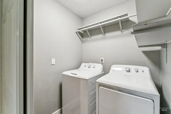 $429,900 | 1288 East Sothesby Street, Meridian, ID 83642