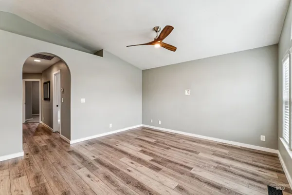 $429,900 | 1288 East Sothesby Street, Meridian, ID 83642