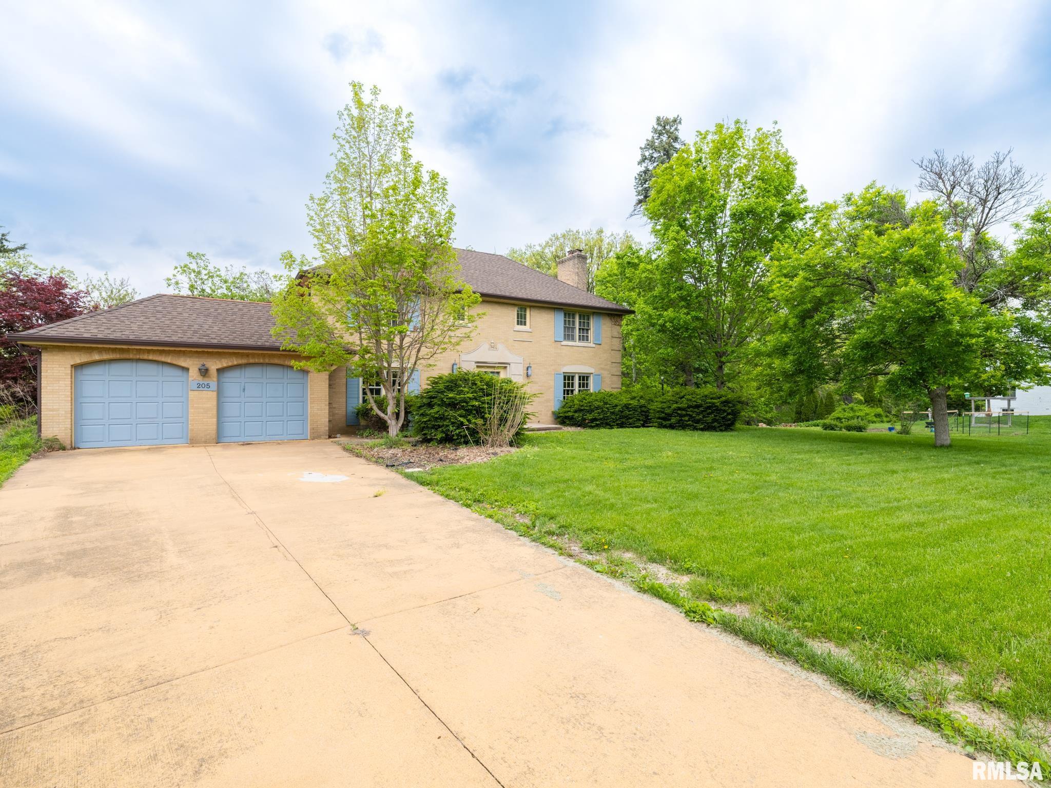 205 North Kickapoo Terrace Peoria, IL 61604 - Photo 2 of 74