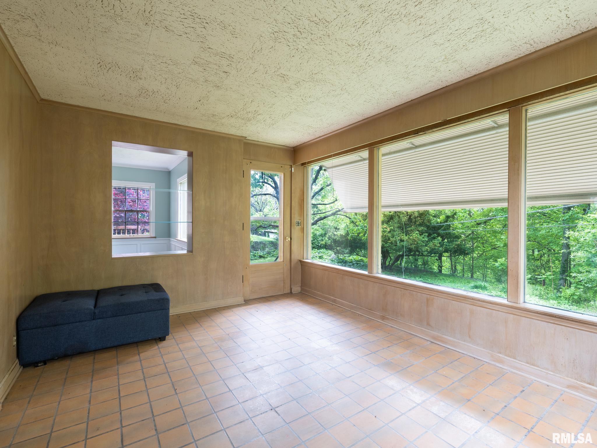 205 North Kickapoo Terrace Peoria, IL 61604 - Photo 45 of 74