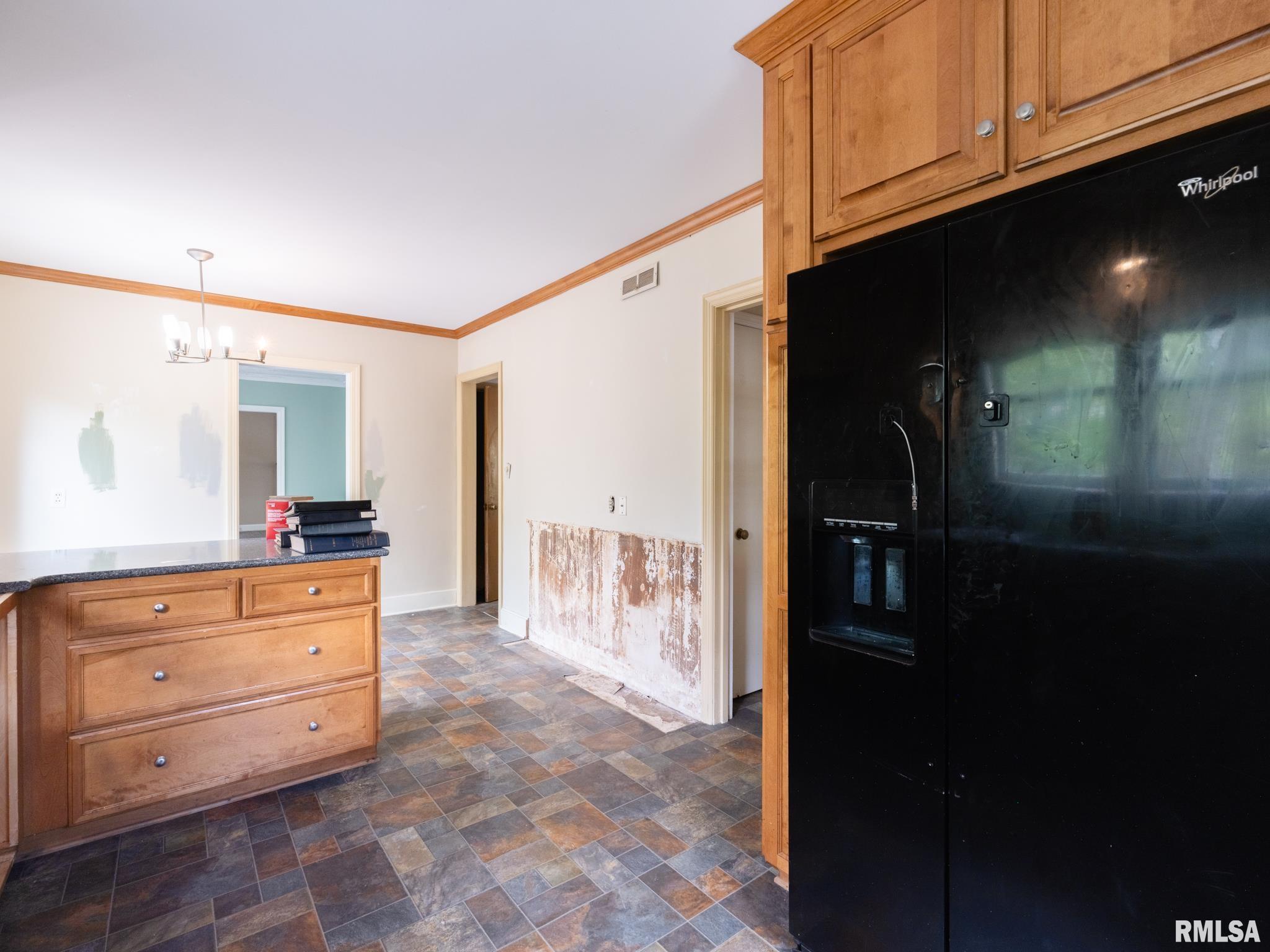 205 North Kickapoo Terrace Peoria, IL 61604 - Photo 56 of 74