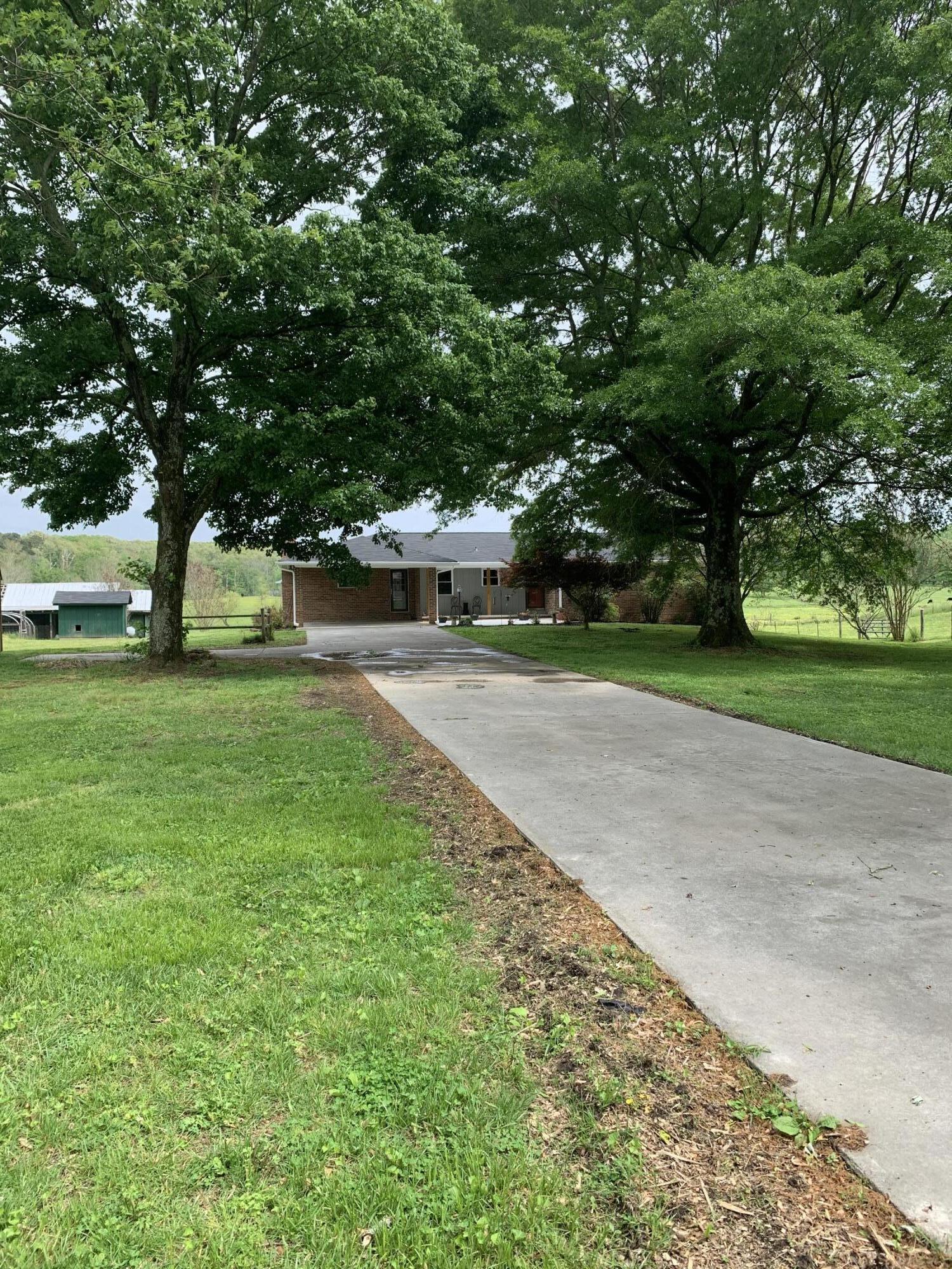 955 Humbard Road Southeast Cleveland, TN 37323 - Photo 1 of 16 front1