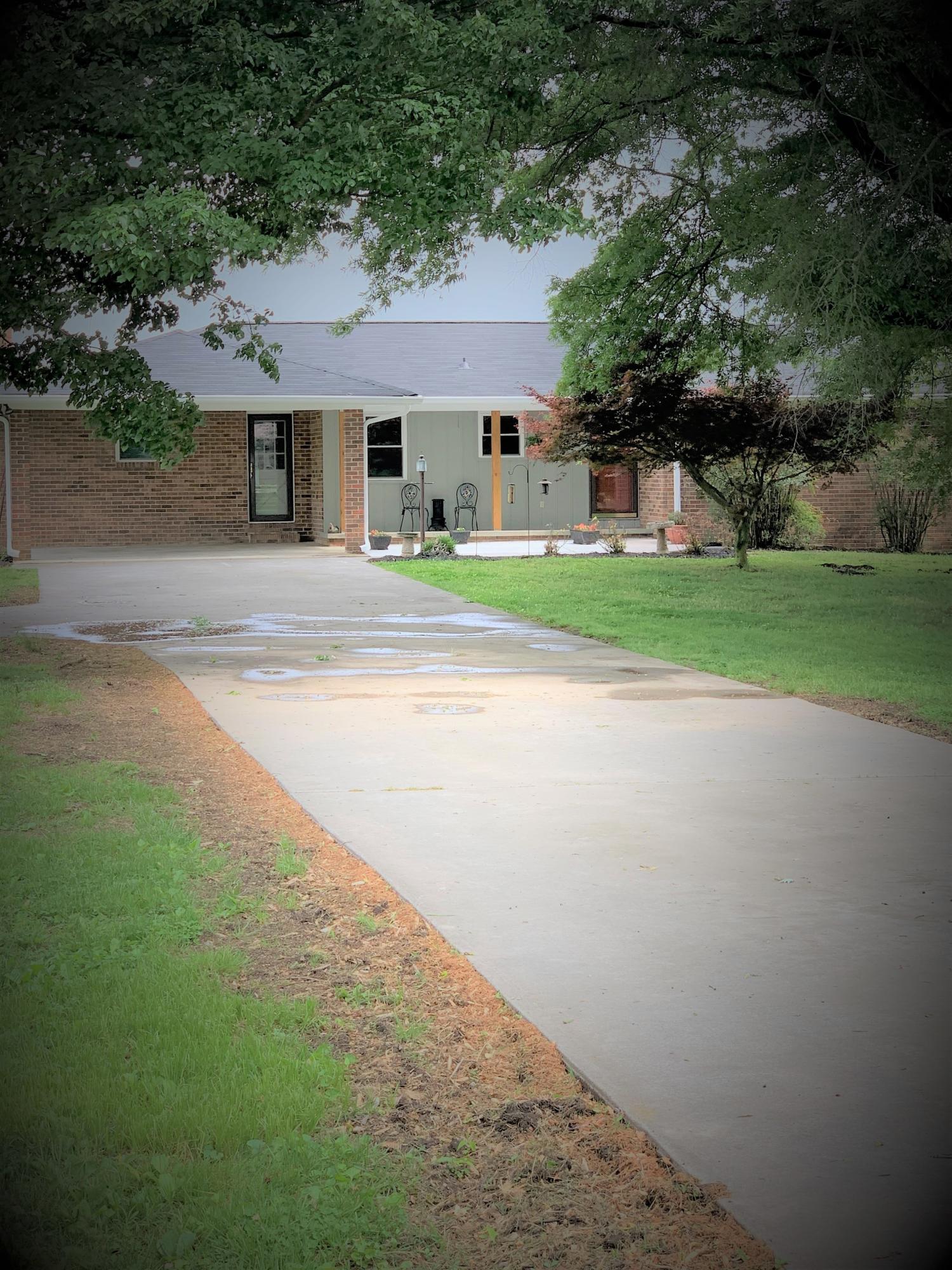 955 Humbard Road Southeast Cleveland, TN 37323 - Photo 2 of 16 955front3