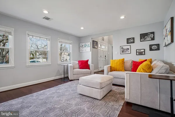 $729,900 | 2205 Herman Court, Herndon, VA 20170
