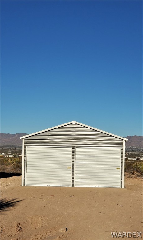1434 Dilcon Road Golden Valley, AZ 86413 - Photo 4 of 49 a view of a house with garage