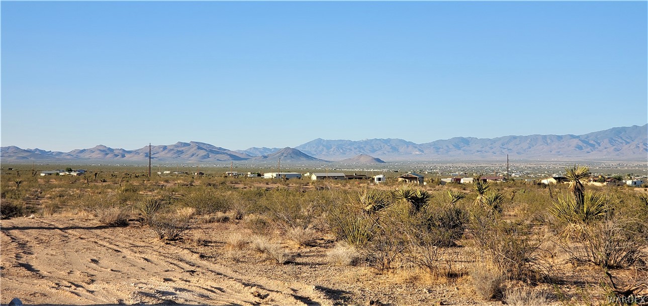1434 Dilcon Road Golden Valley, AZ 86413 - Photo 45 of 49 a view of lake with mountain