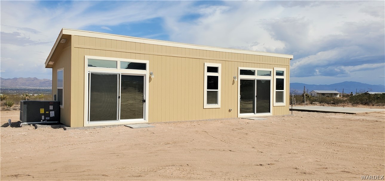 1434 Dilcon Road Golden Valley, AZ 86413 - Photo 7 of 49