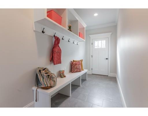 8 Lagrange Street Winchester, MA 01890 - Photo 9 of 30