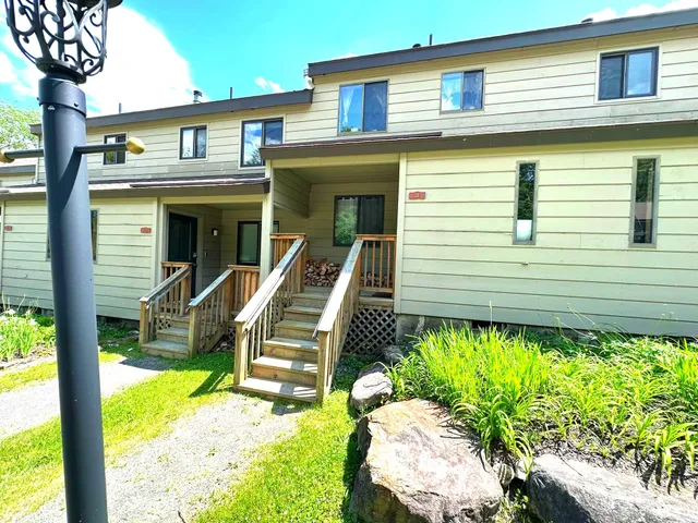 $389,000 | 5 Polar Bear North, West Dover, VT 05356