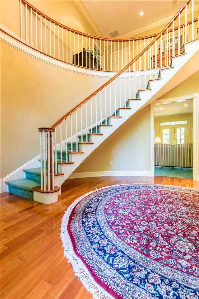 7 Wingate Court Stratham, NH 03885 - Photo 7 of 34 Gallery Image 7