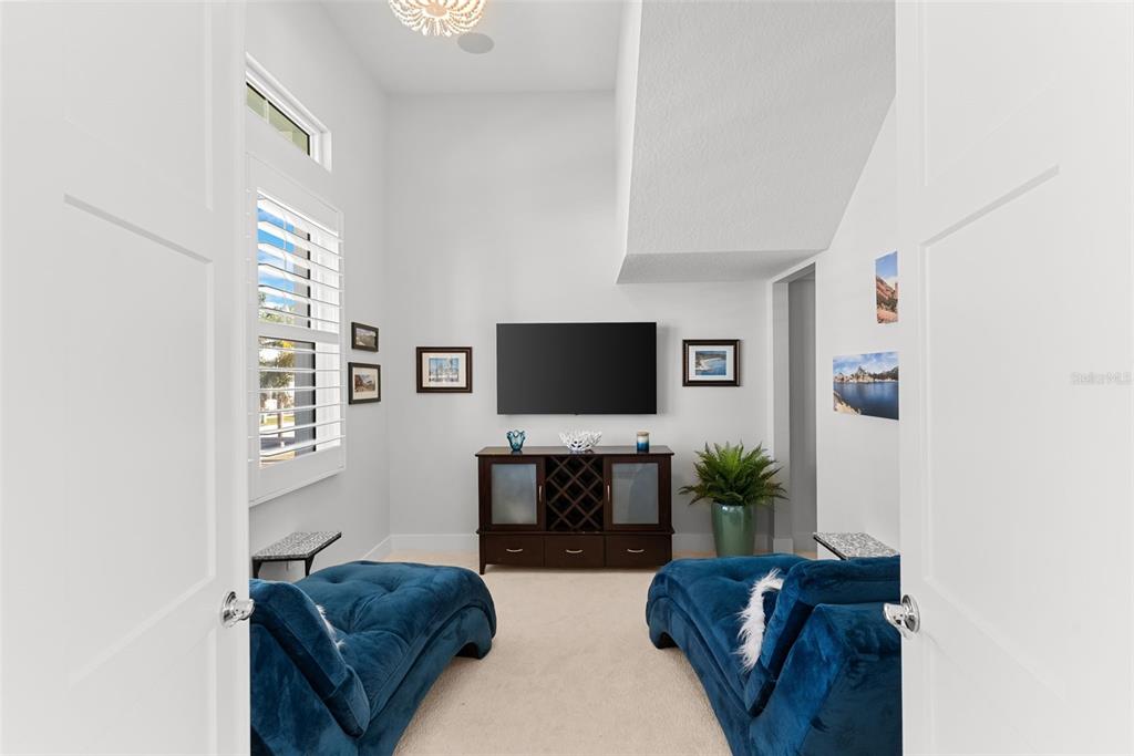 708 Pinckney Drive Apollo Beach, FL 33572 - Photo 16 of 72