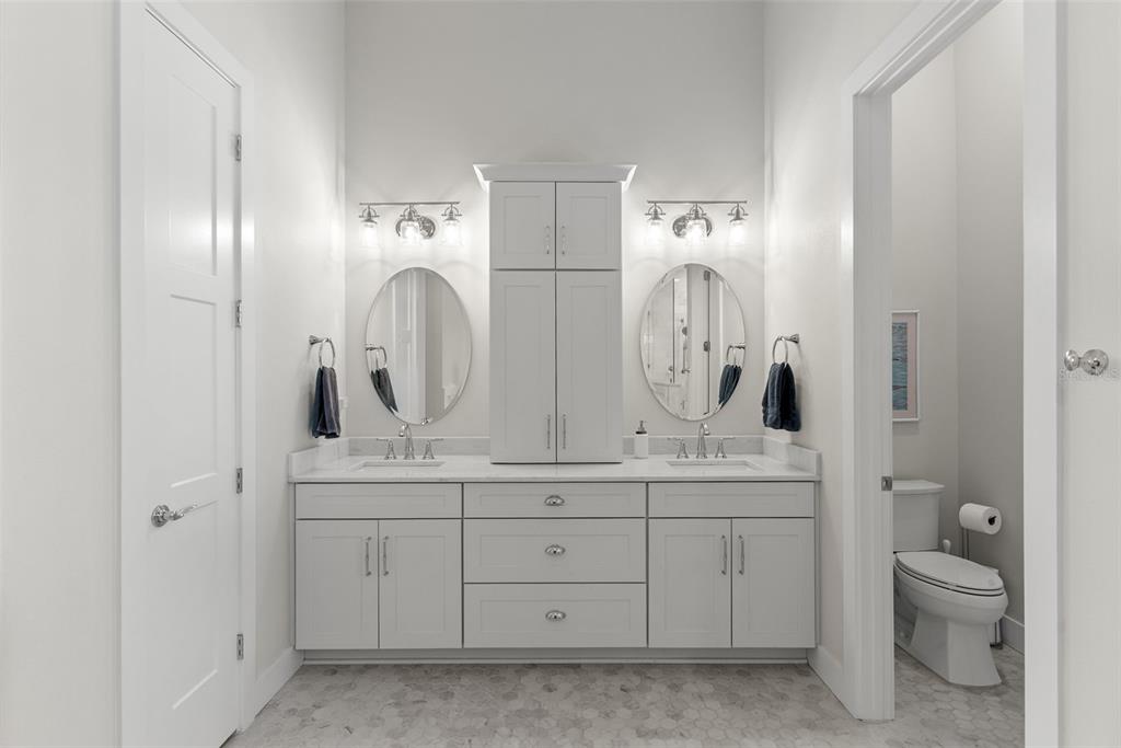 708 Pinckney Drive Apollo Beach, FL 33572 - Photo 23 of 72