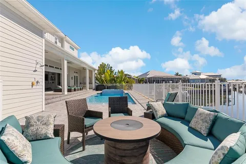 $2,200,000 | 708 Pinckney Drive, Apollo Beach, FL 33572