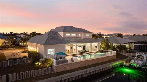 $2,200,000 | 708 Pinckney Drive, Apollo Beach, FL 33572