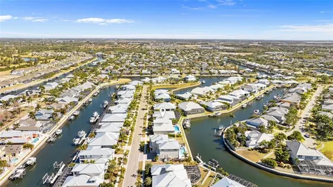 $2,200,000 | 708 Pinckney Drive, Apollo Beach, FL 33572