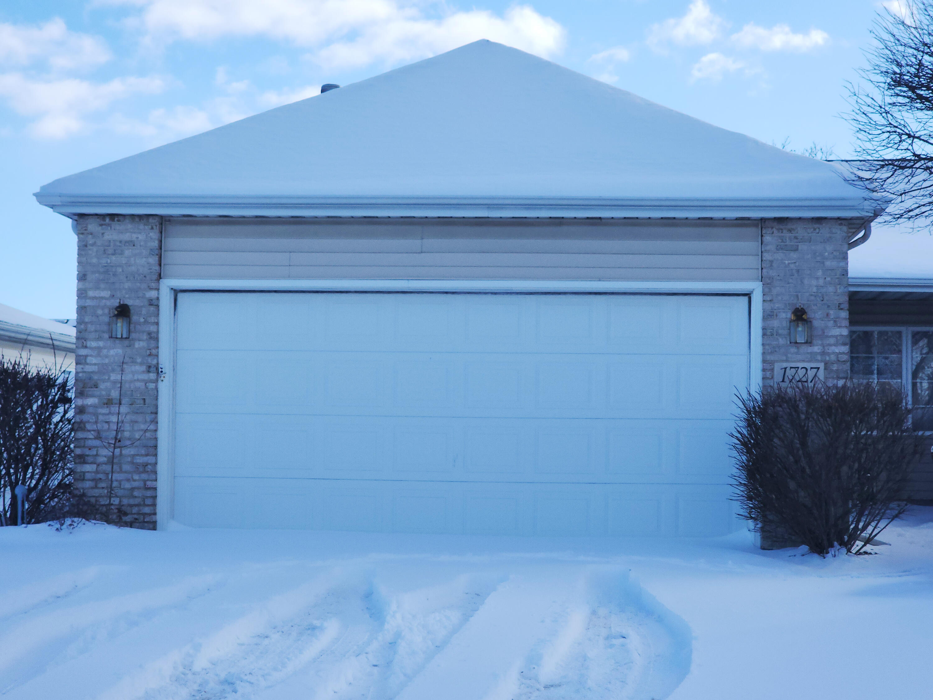 1727 Chestnut Drive, Unit R Crown Point, IN 46307 - Photo 12 of 12 3000x2250