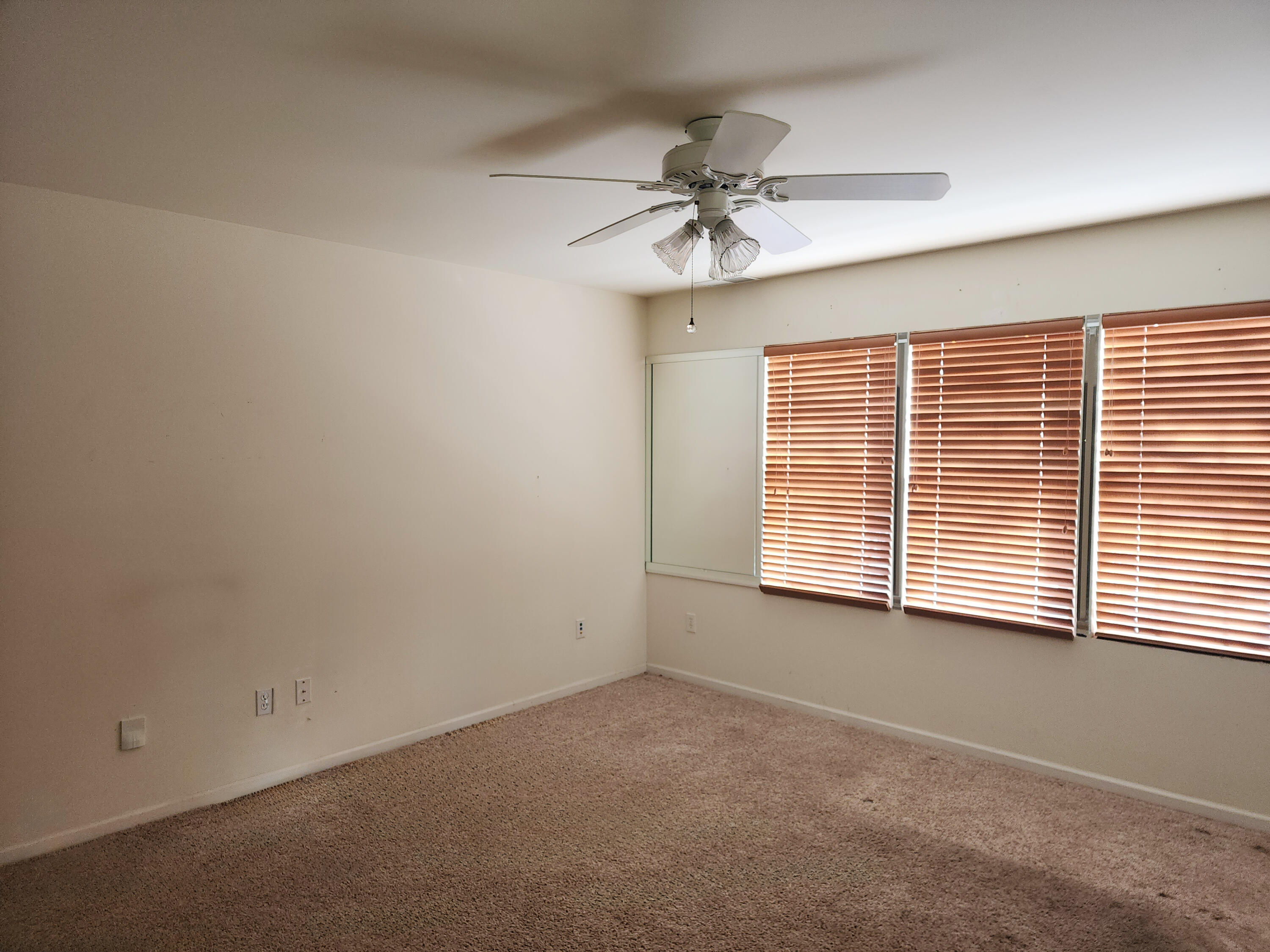 1727 Chestnut Drive, Unit R Crown Point, IN 46307 - Photo 5 of 12 3000x2250
